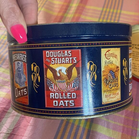 Vintage pure Quaker Oats storage tin - Picture 6 of 11